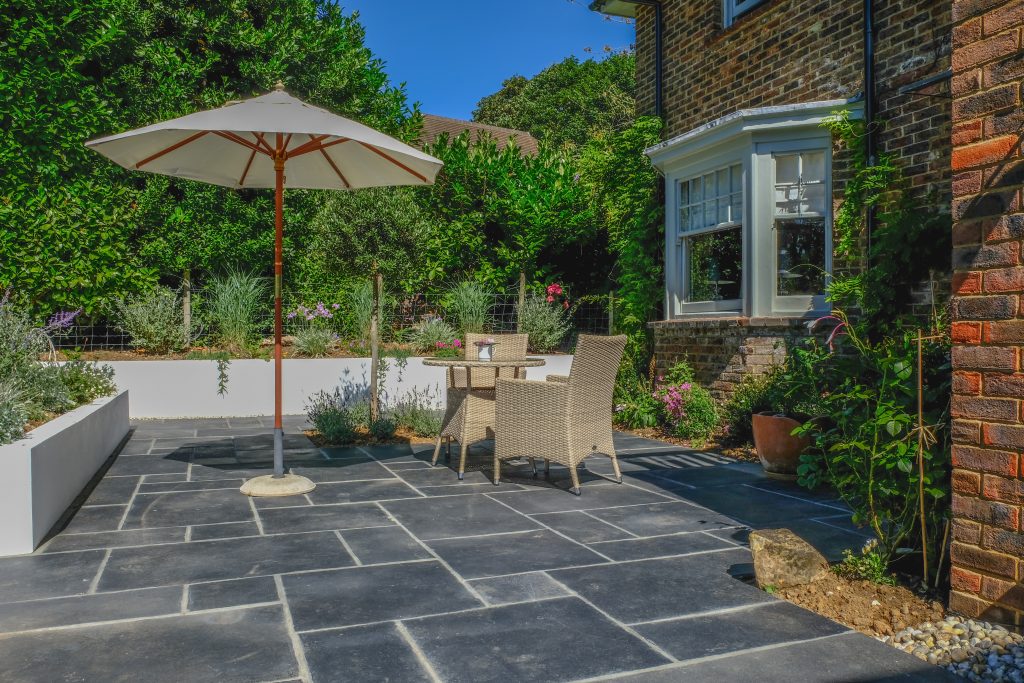 Fresh Look Driveways flagging